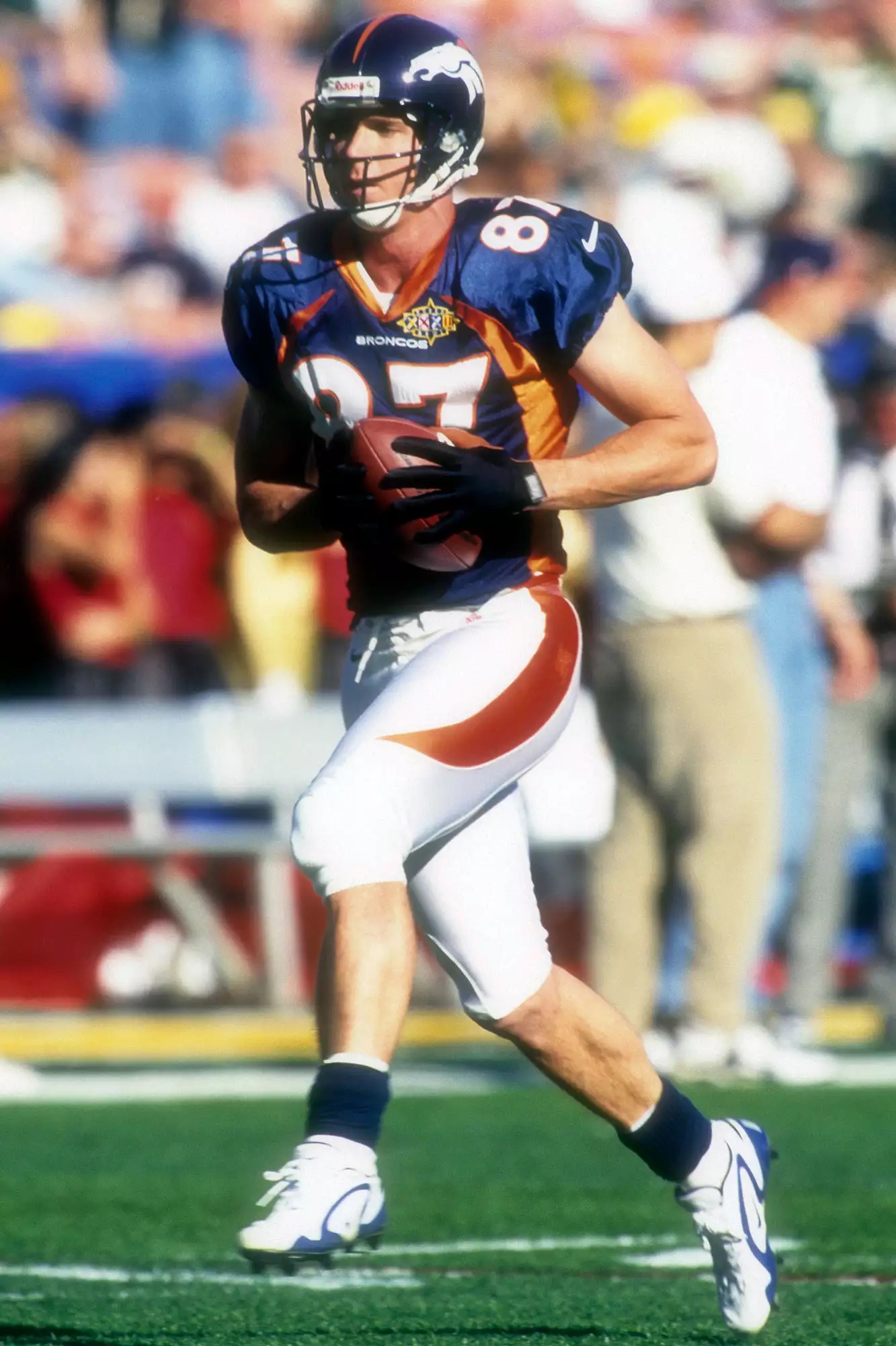 Ed McCaffrey #87 of the Denver Broncos makes a catch in the Super Bowl XXXII game between the Green Bay Packers v the Denver Broncos on January 25, 1998.