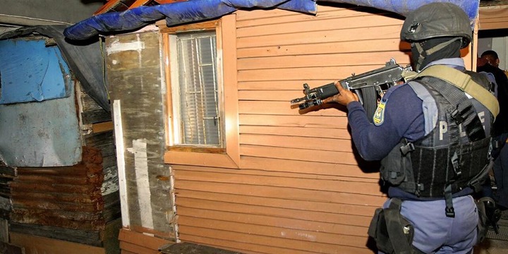 Over 4,500 W Cape cops fail to complete gun competency tests | eNCA
