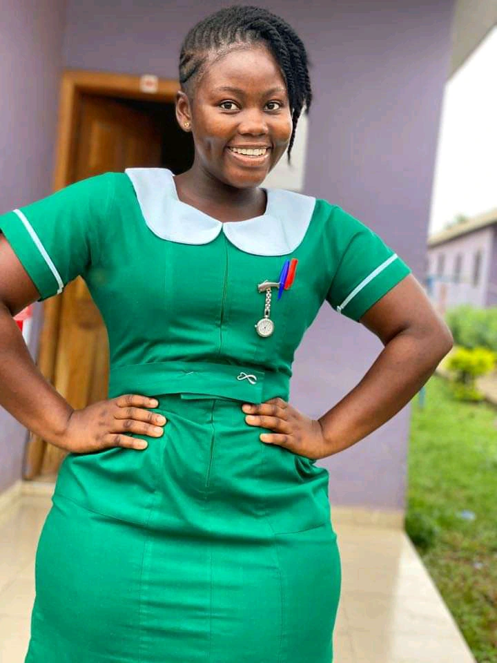 Images of a curvy nurse with two times the curves of Hajia Bintu have gone viral on the internet.