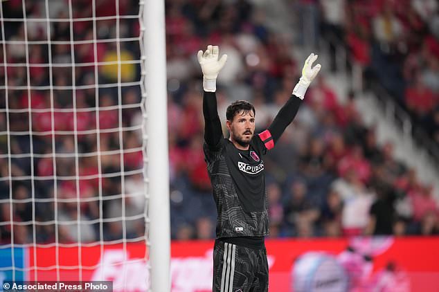 St. Louis City goalkeeper Roman Bürki prepares for a corner kick during the first half of an MLS soccer match against the Vancouver Whitecaps Wednesday, Oct. 14, 2026, in St. Louis. (AP Photo/Jeff Roberson)