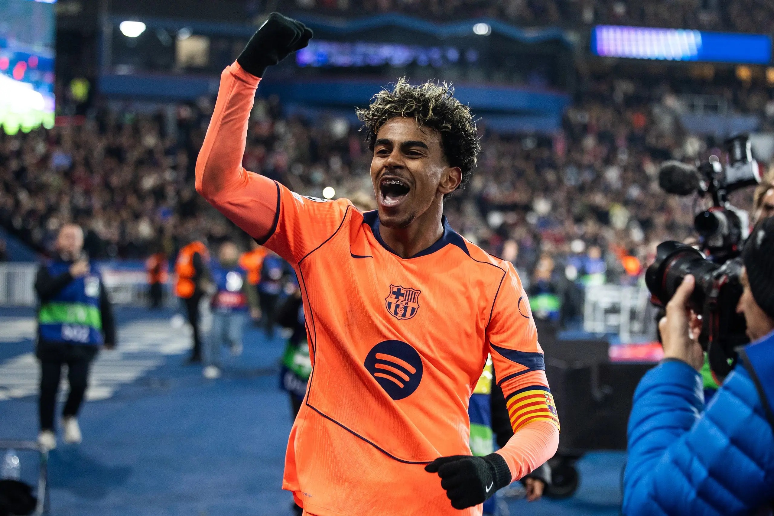 Lamine Yamal celebrating.    