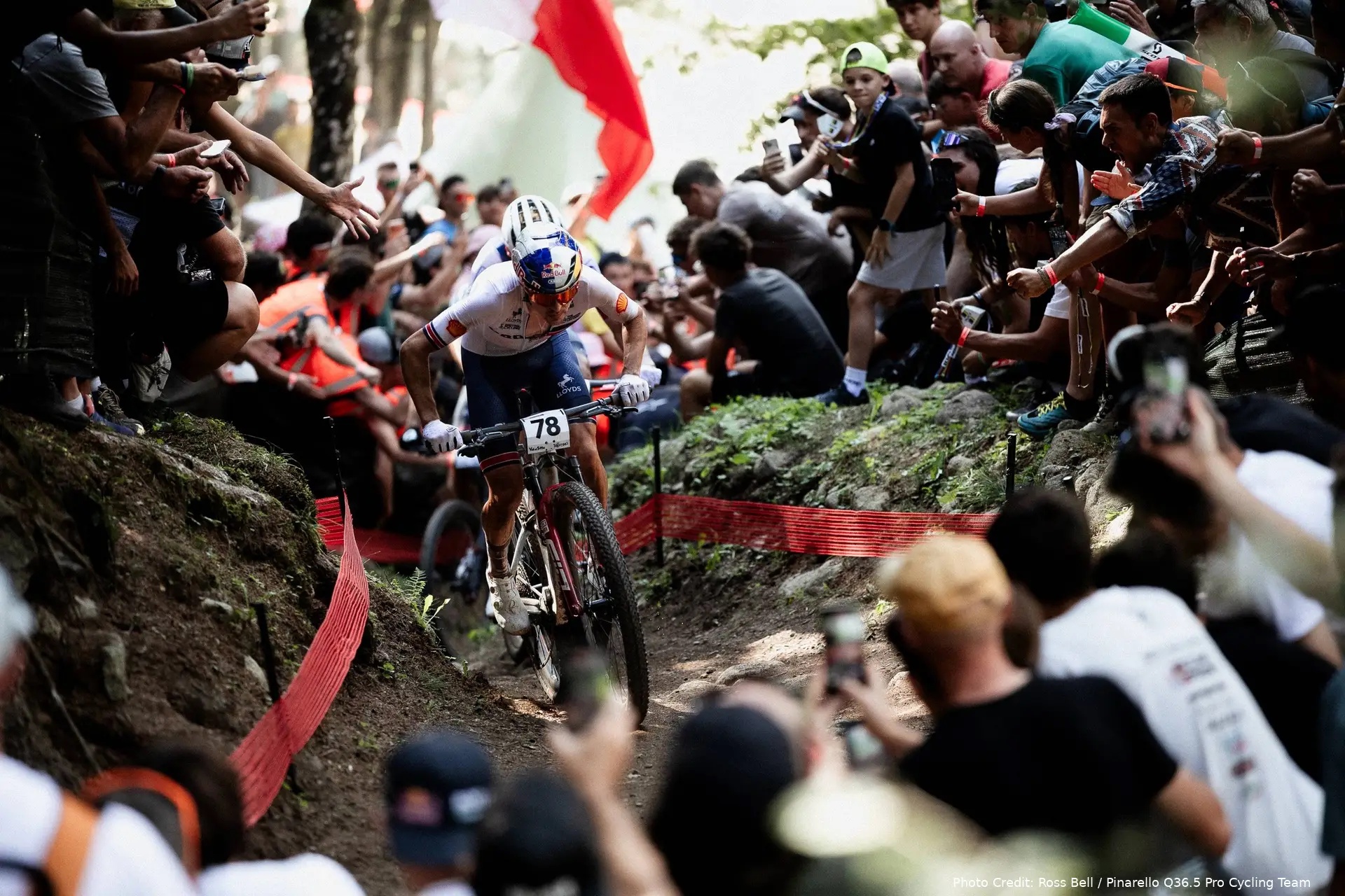 Tom Pidcock in action during the 2026 MTB World Championships