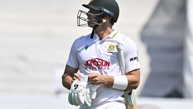 tristan-stubbs-made-32-and-1-at-kingsmead-and-got-out-playing-poor-strokes-in-both-innings