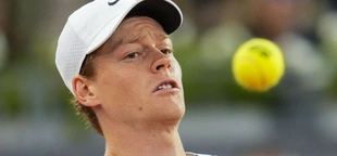 Home favorite Jannik Sinner withdraws from the Italian Open because of hip injury