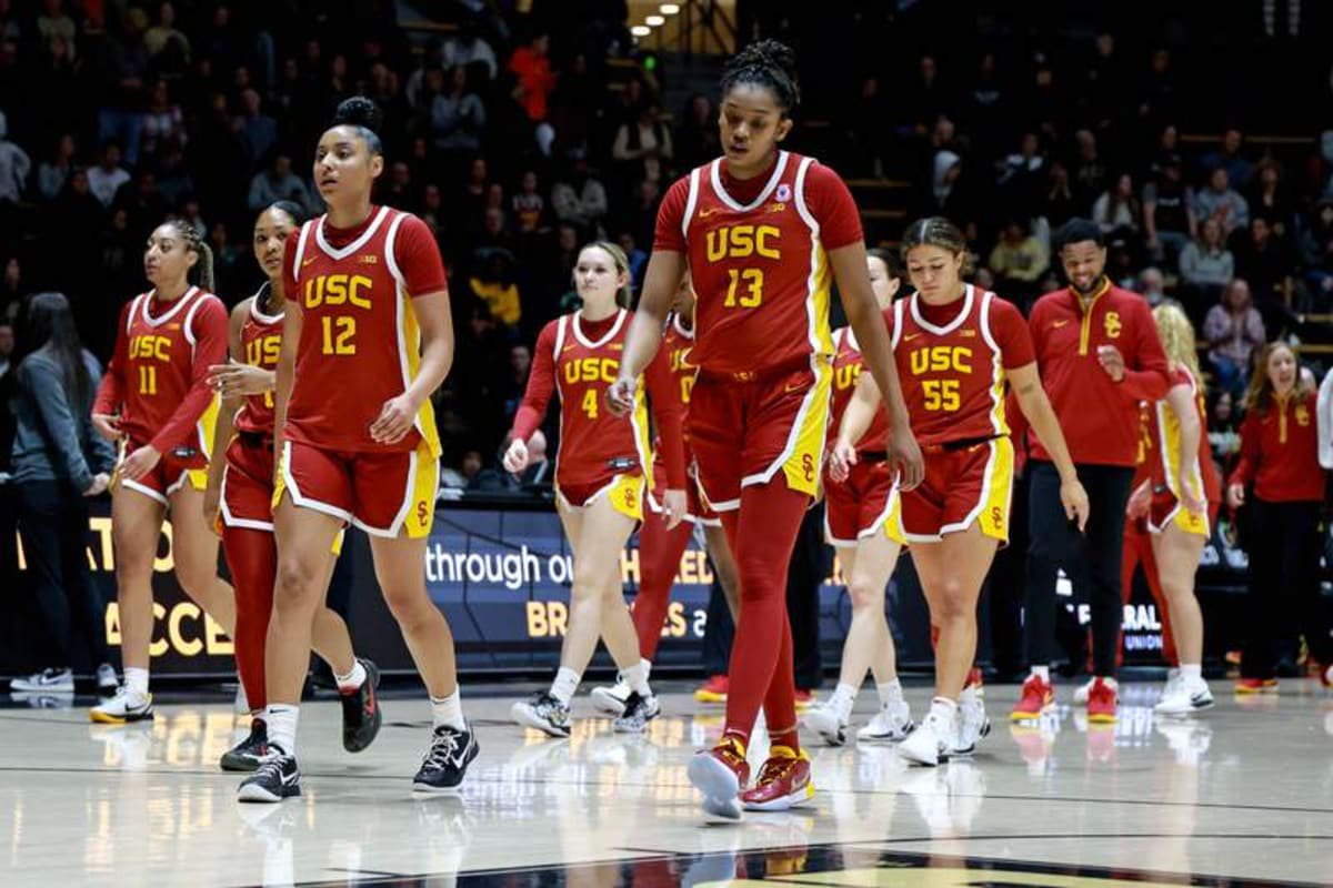 WEST LAFAYETTE, IN – JANUARY 22: USC Trojans guard JuJu Watkins 12 leads her team to the locker room after the completion of the first half during a womens basketball game against the Purdue Boilermakers on January 22, 2025, at Mackey Arena in West Lafayette, Indiana. Photo by Brian Spurlock/Icon Sportswire COLLEGE BASKETBALL: JAN 22 Womens – USC at Purdue EDITORIAL USE ONLY Icon25012274 ©IMAGO/Icon Sportswire