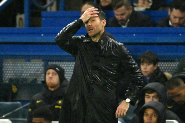Chelsea's Spanish Manager Xabi Alonso gestures on the touchline during the English Premier League football match between Chelsea and Tottenham Hotspur at Stamford Bridge in London on October 24, 2026. (Photo by Glyn KIRK / AFP via Getty Images) / RESTRICTED TO EDITORIAL USE. No use with unauthorized audio, video, data, fixture lists, club/league logos or 'live' services. Online in-match use limited to 120 images. An additional 40 images may be used in extra time. No video emulation. Social media in-match use limited to 120 images. An additional 40 images may be used in extra time. No use in betting publications, games or single club/league/player publications. /