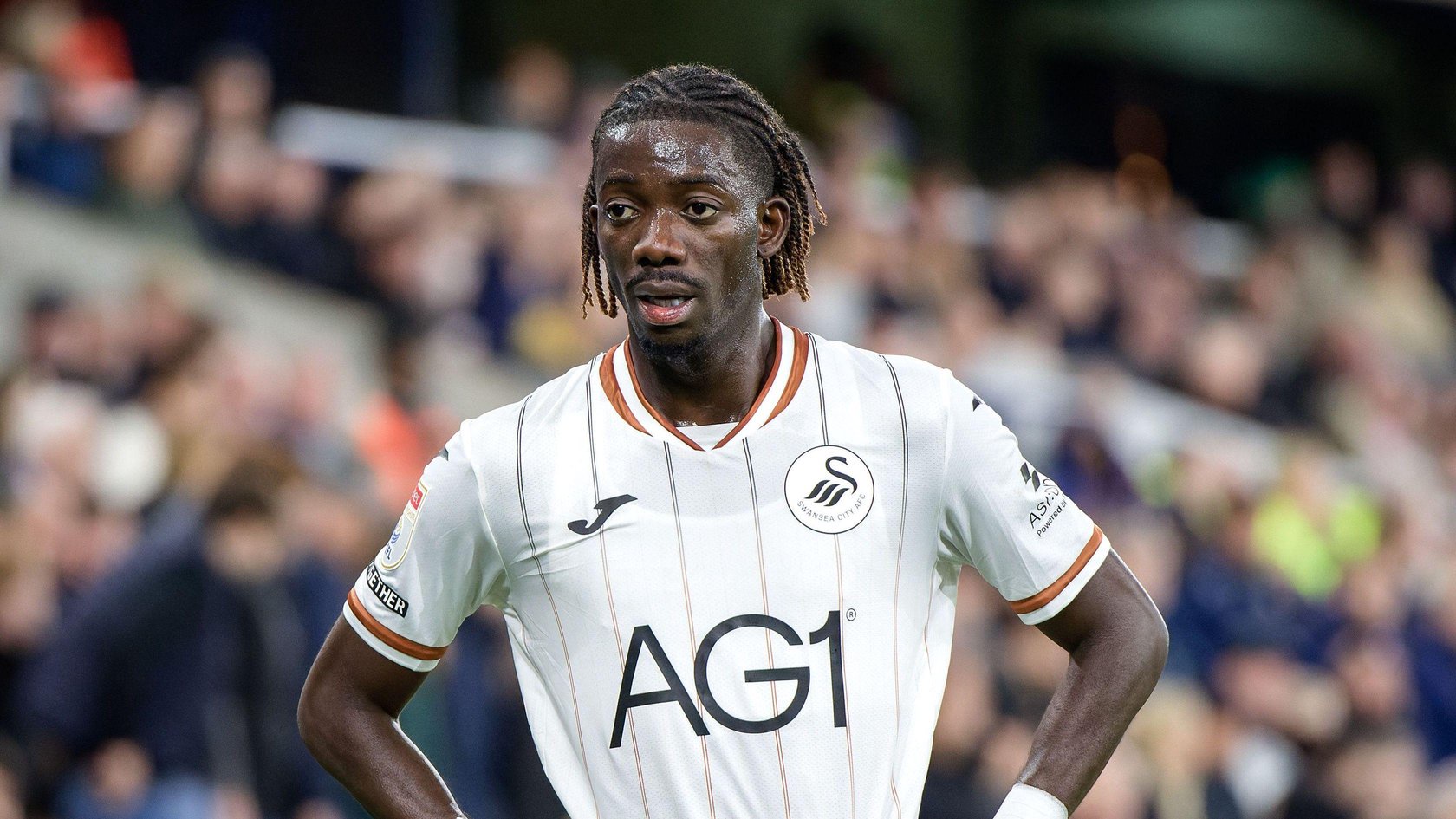 Moussa Yeo in action at Millwall 