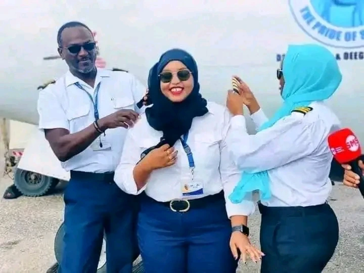 Yasmin Abdi Farah becomes first Somali female pilot since the collapse of  Somali government in 1991.