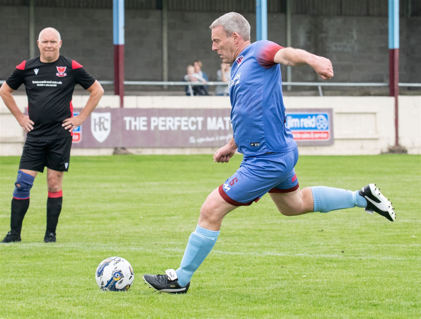 Barry Wilson likened throwing a bowl in a pressure match to taking a penalty kick. He's pictured here successfully dispatching a penalty in a charity match a few years back. Picture: Daniel Forsyth.