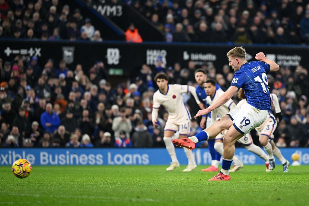 Liam Delap of Ipswich Town scores his team's first goal from the penalty spot during the Premier League match between Ipswich Town FC and Chelsea F...