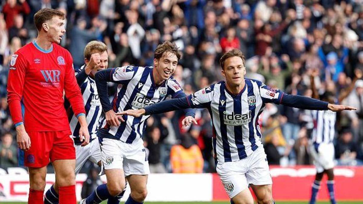Felix Horn Myhre of West Bromwich Albion celebrates after scoring a goal to make it 3-2 against Blackburn Rovers