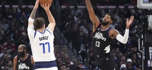 Luka Doncic and Kyrie Irving lead Mavs over Clippers 96-93 to tie series as Kawhi Leonard returns