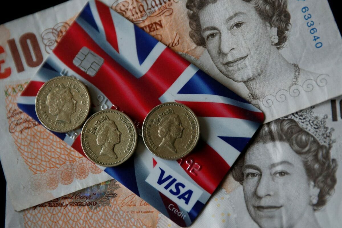 Queen Elizabeth's image to be replaced on currencies