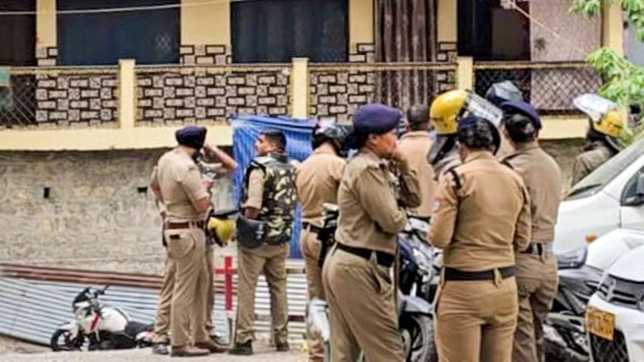 नैनीताल में दिल्ली की महिला से कैब ड्राइवर ने की दरिंदगी की कोशिश, जान बचाकर पूरी रात जंगल में छिपी रही