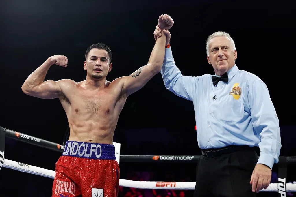 Emanuel Navarrete v Eduardo Baez