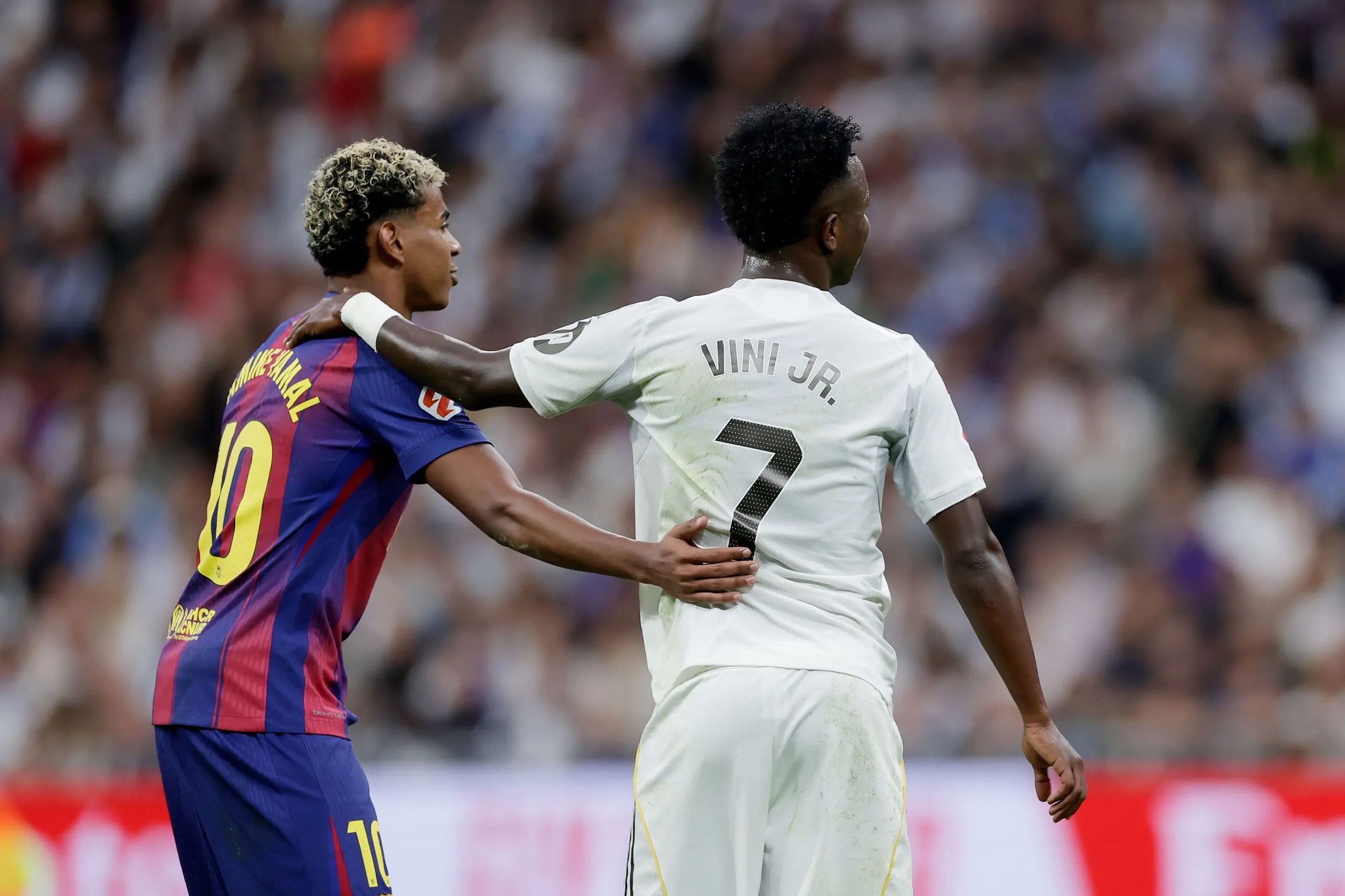 Lamine Yamal (left) and Vinícius Júnior.