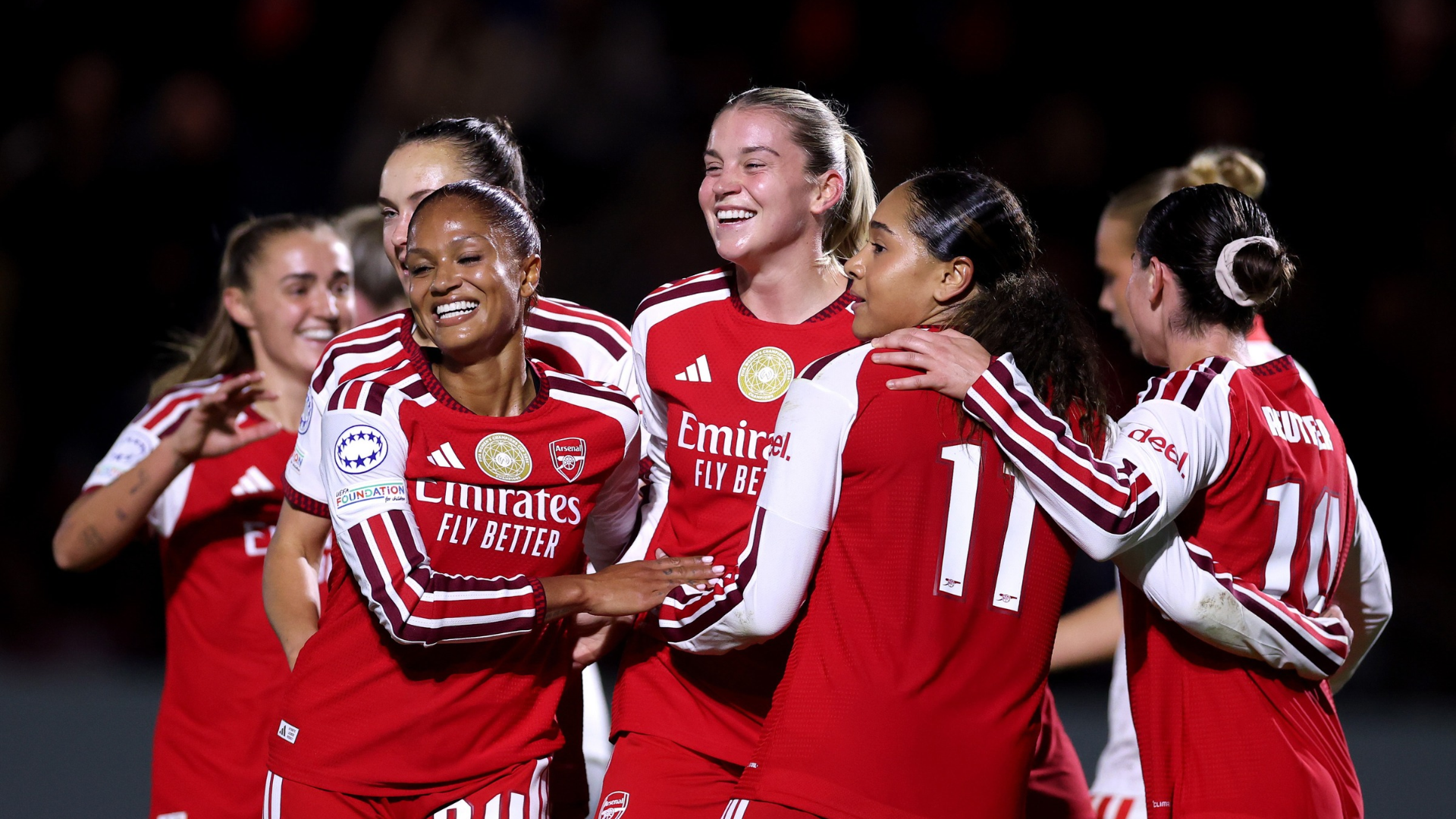 ‘She is everything’ – Slegers lauds Arsenal hat-trick hero Russo