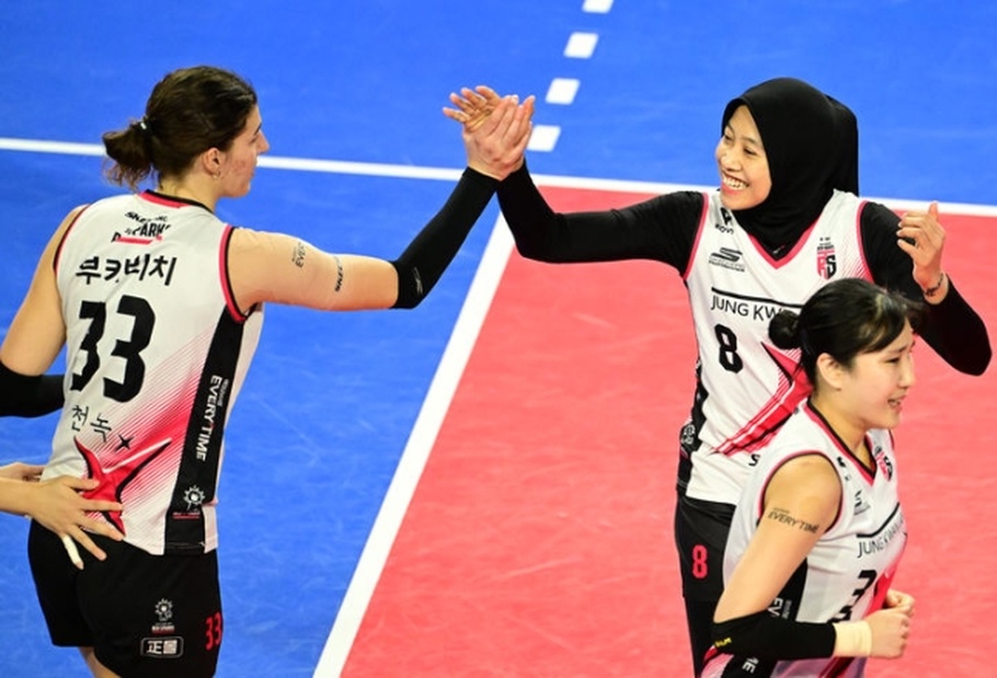 Megawati dan Vanja Bukilic menjadi kunci kemenangan Red Sparks atas IBK Altos dalam lanjutan liga voli Korea Selatan atau V-League musim 2024/2025 di Hwaseong General Indoor Stadium, Sabtu, 30 November 2024. - (KOVO/-)