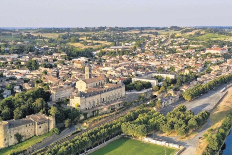 Le territoire de La Réole (Gironde), très rural, est actuellement menacé de désertification médicale.