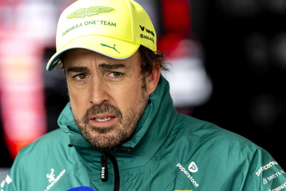 Fernando Alonso in Shanghai — Photo: © IMAGO