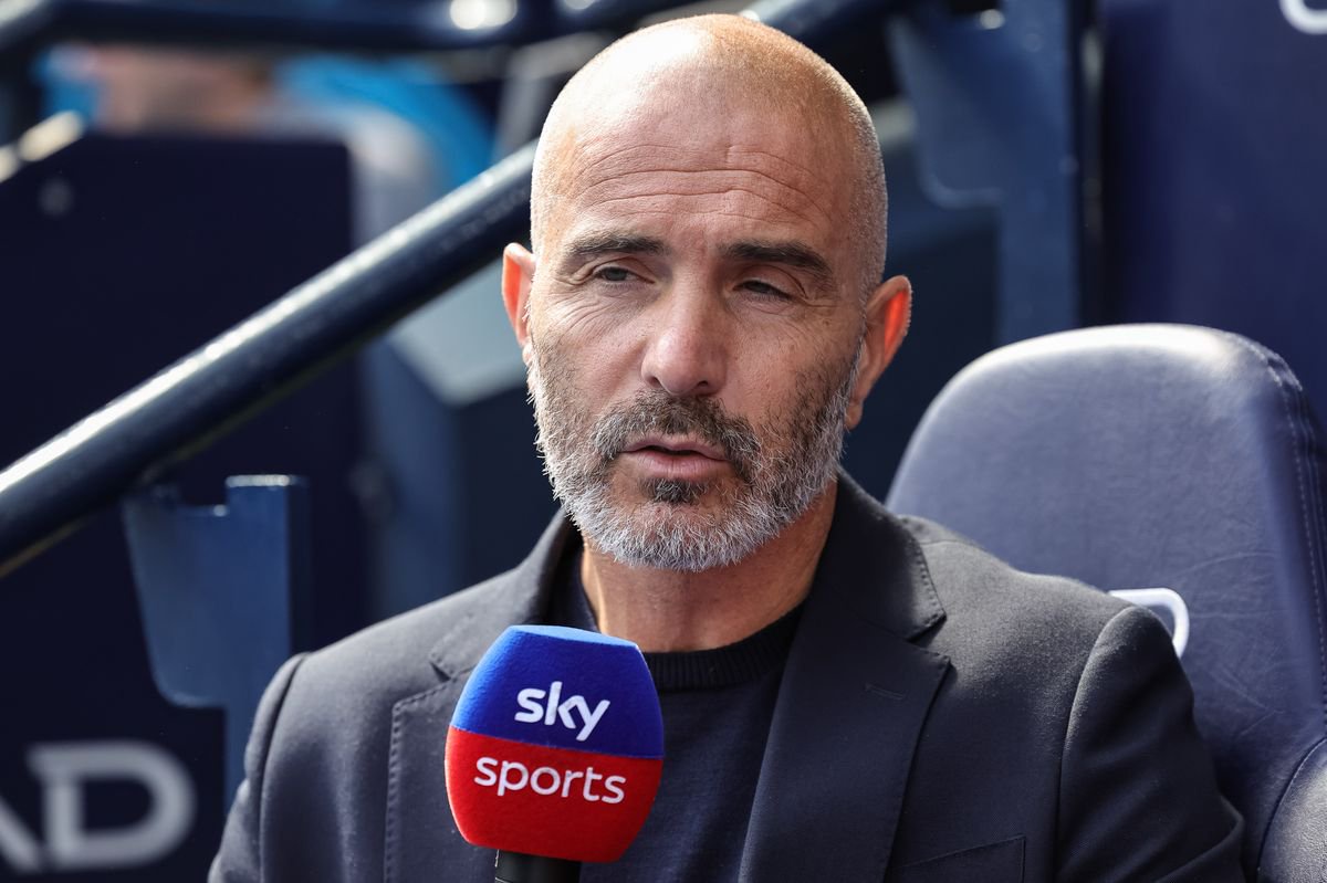 Manchester CIty boss Enzo Maresca