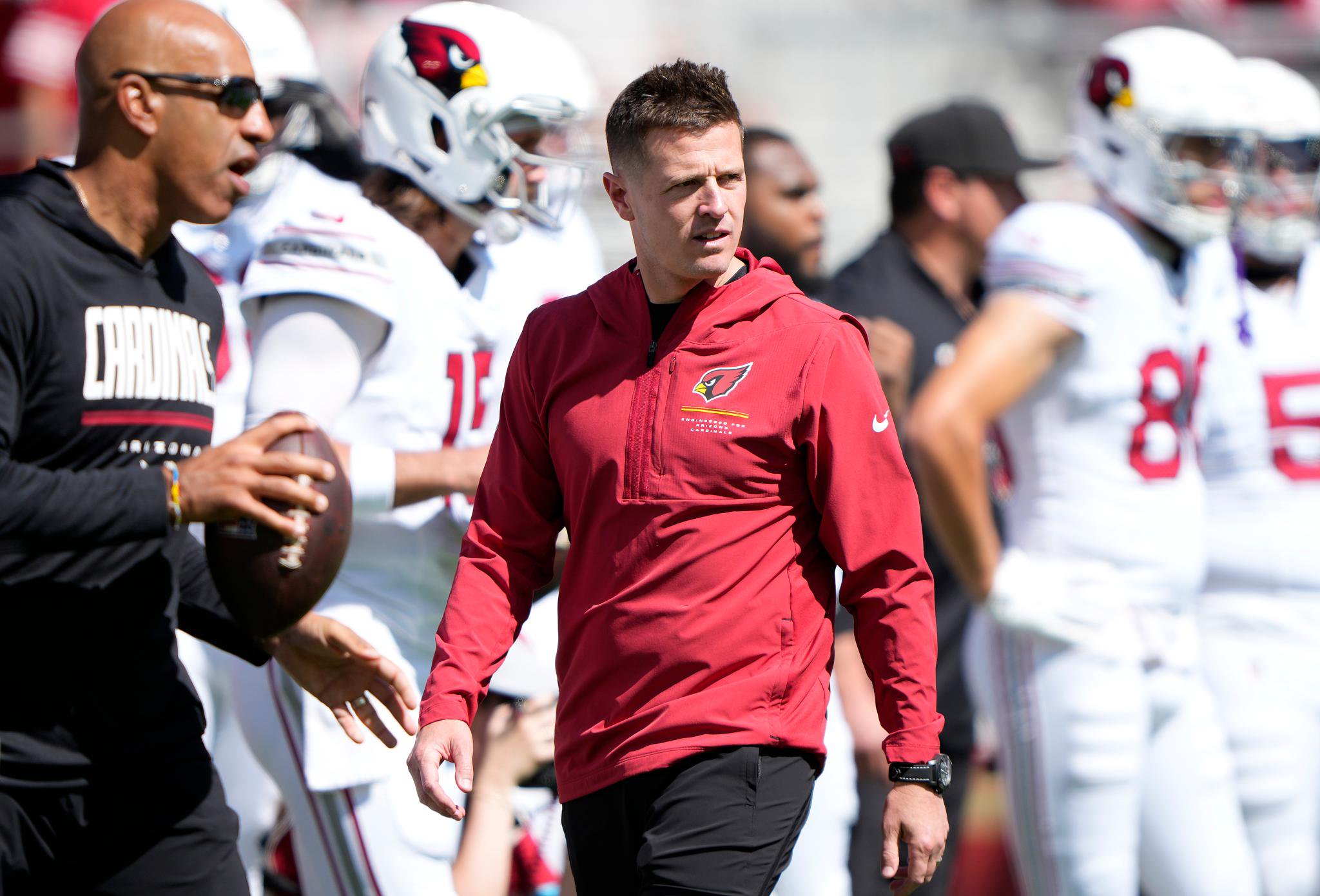 Arizona Cardinals head coach Jonathan Gannon on the sideline during a game against the San Francisco 49ers.