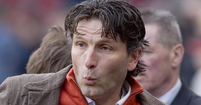 Ronald Waterreus Urges KNVB to Use Former Players as VARs