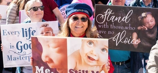 Pro-life group urges GOP to avoid 'ostrich strategy,' target Dems for wanting 'global abortion factory'