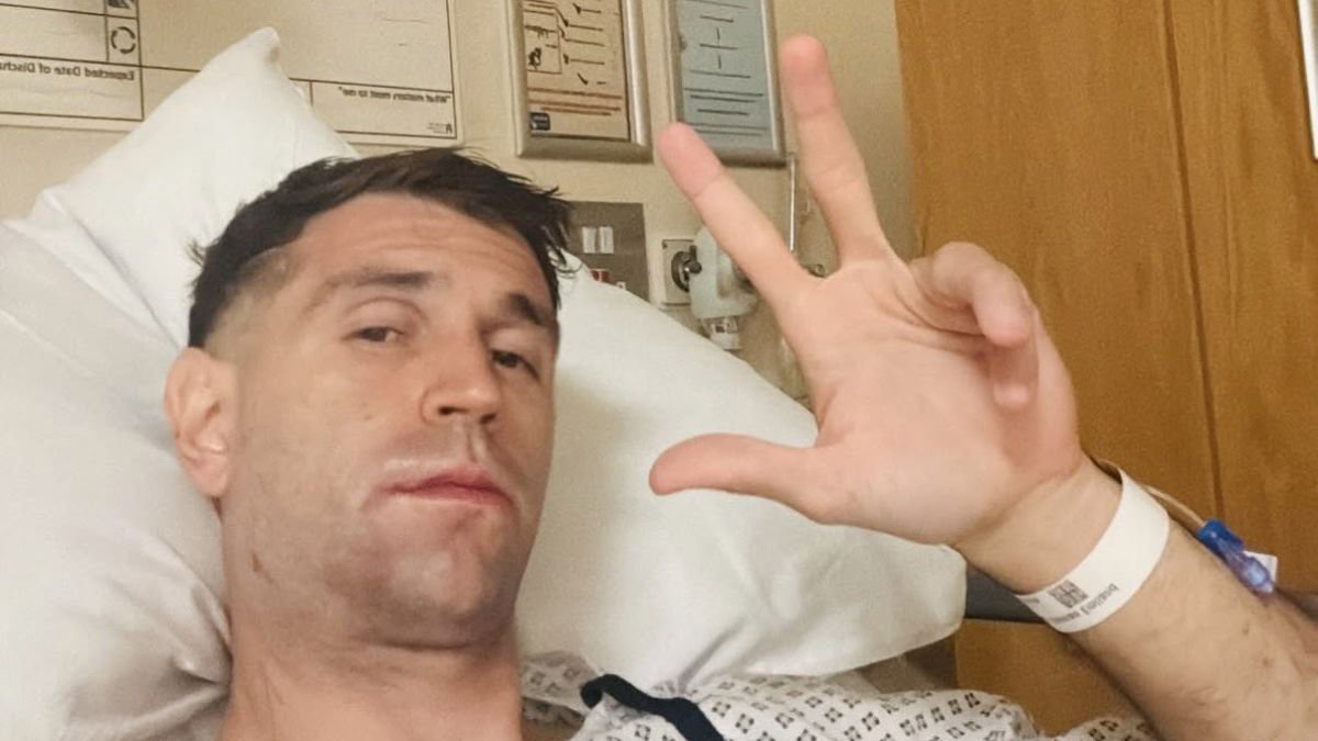 Emi Martinez post-surgery.
