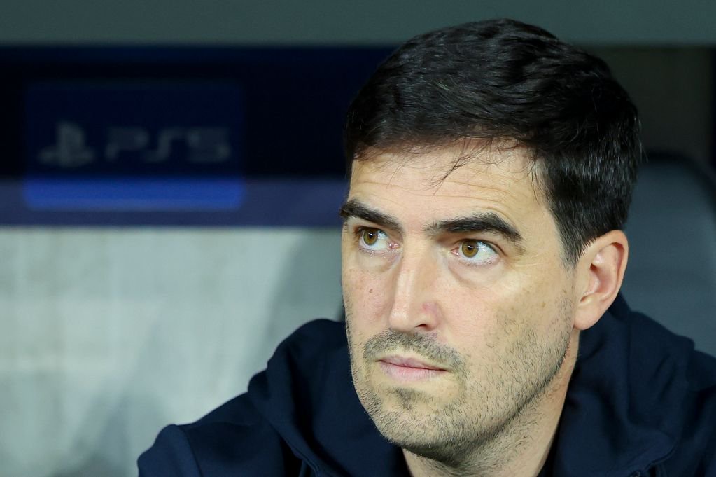 Liverpool head coach Andoni Iraola.