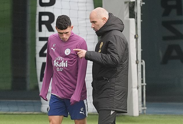Enzo Maresca (right) wants to see Phil Foden back at his best (Martin Rickett/PA)