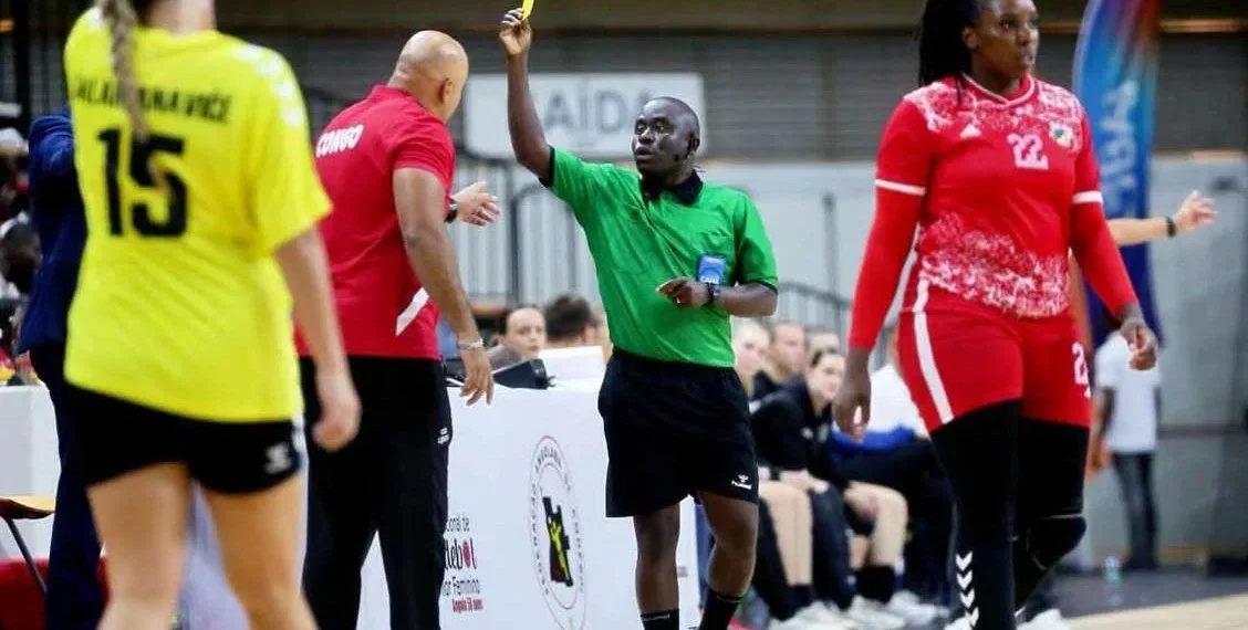 Barreira linguística afasta árbitros angolanos das competições da CAHB