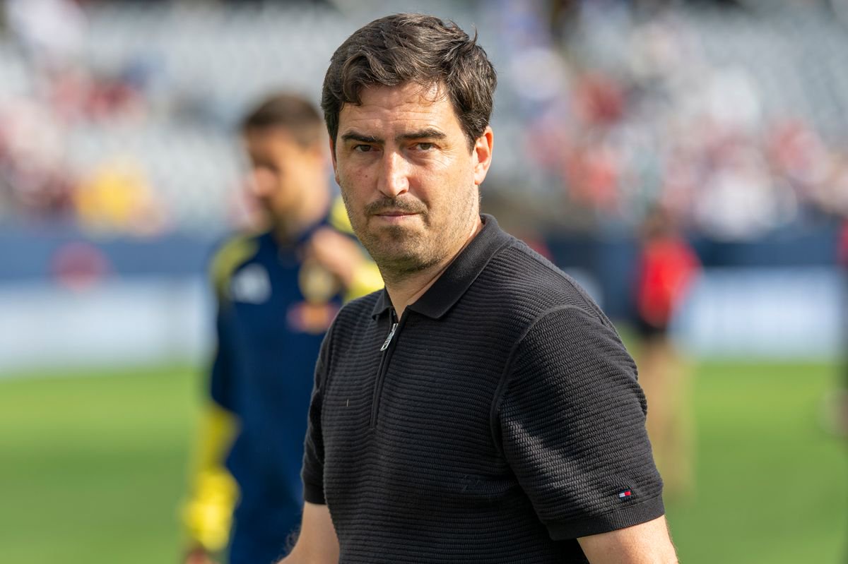 Liverpool FC Head Coach Andoni Iraola concentrates after the pre-season friendly match between Liverpool FC and Leeds United