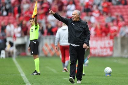 Tite fala sobre partida contra Internacional depois de mais uma derrota: “Nós estivemos muito abaixo daquilo que a gente pode render”