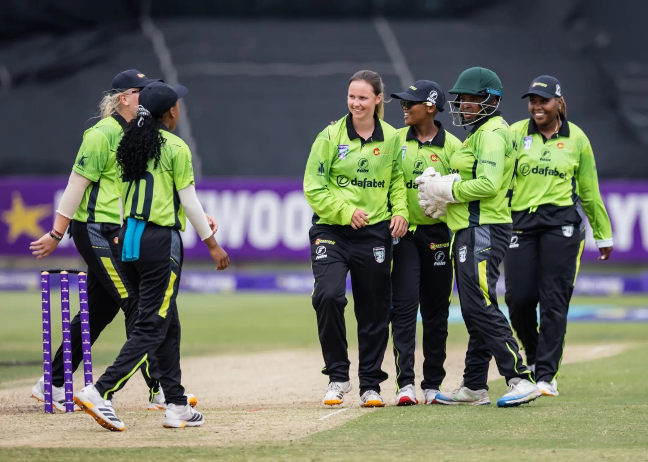 The Warriors Women had a debut Hollywoodbets Pro Series outing to forget after they were convincingly swept aside by a strong Dolphins Ladies outfit in their pro50 and Pro20 clashes at Kingsmead at the  weekend 