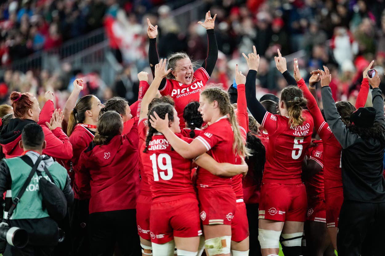 Canada players celebrate after their win over England in Toronto