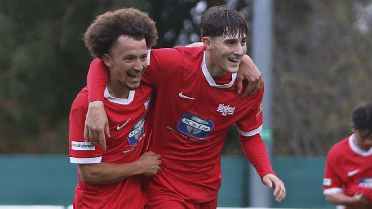 Binfield's Ryley Campbell and Henry Mott. Photo: Daisy Spiers.