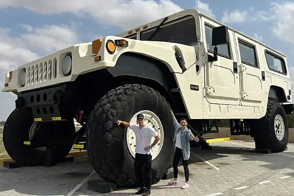 Inside Dubai Sheikh's Drivable Hummer H1 “X3” With Well-furnished Room, Toilet And Kitchen - autojosh 