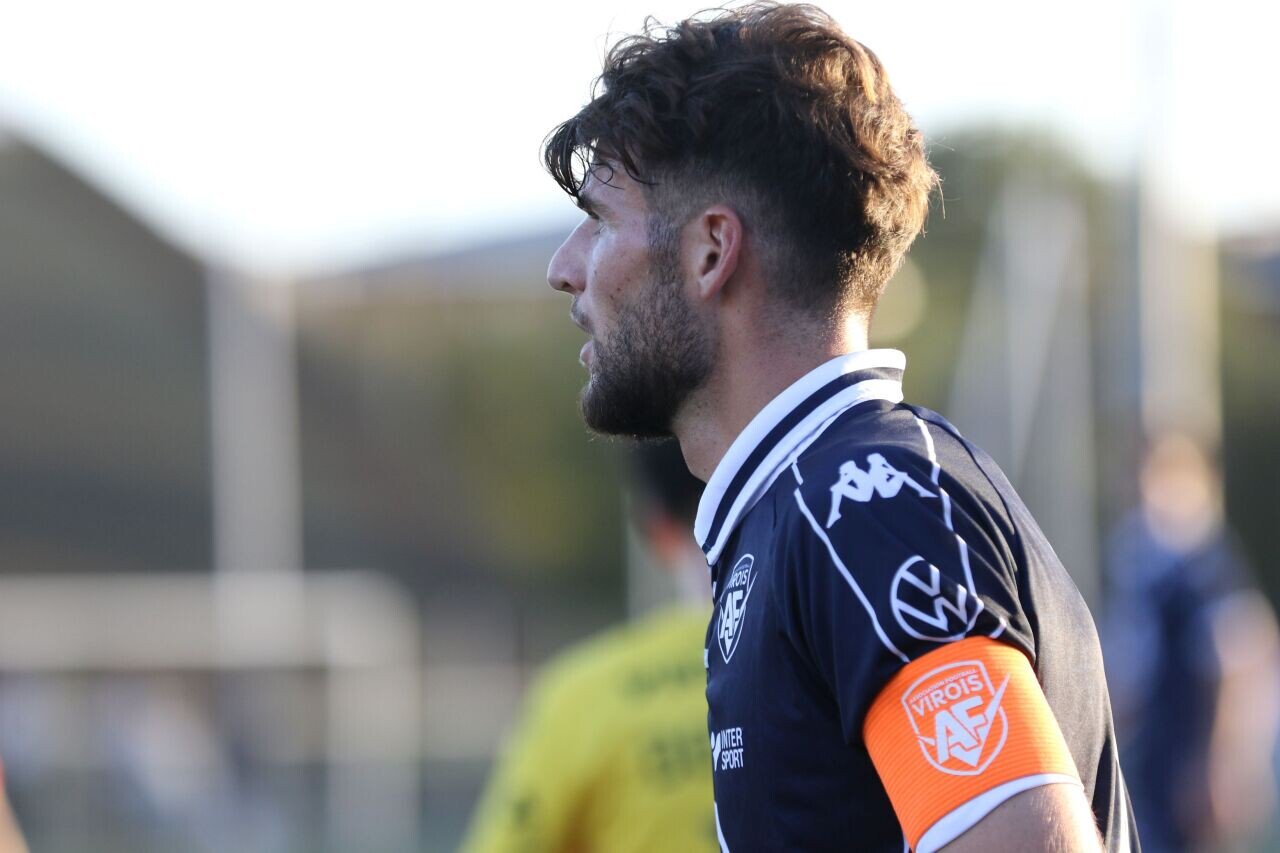 Dorian Charlier a été formé au SM Caen. Il en est parti il y a neuf ans et dispute sa septième saison à Vire.