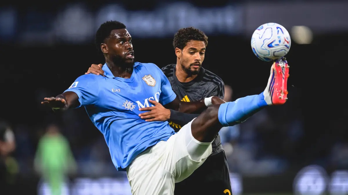 Empate 3-3 entre Nápoles e Roma