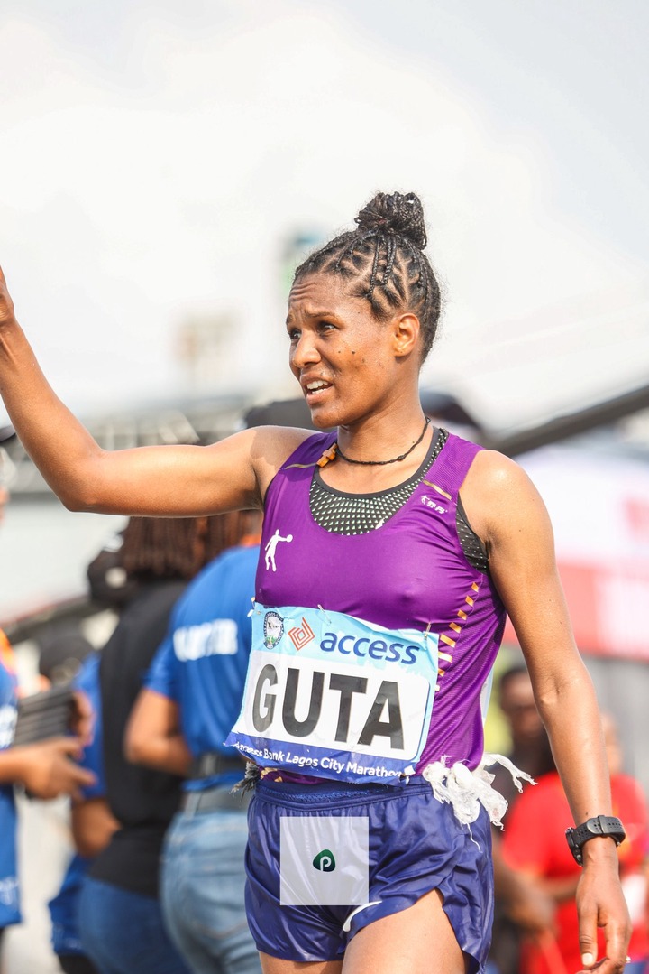 Reactions as Ethiopia athlete, Herpha Guta becomes the first woman to finish the Lagos marathon race - SEPTIN911