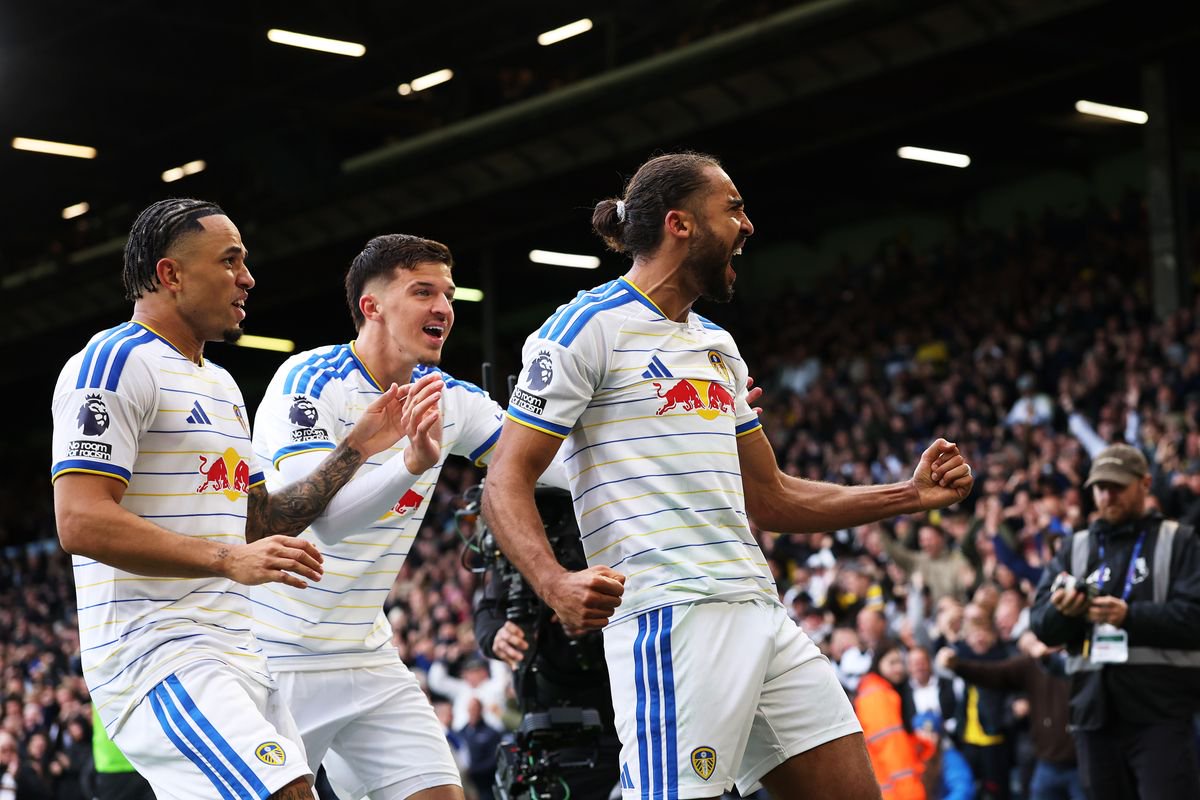 How the Premier League table looked at full-time