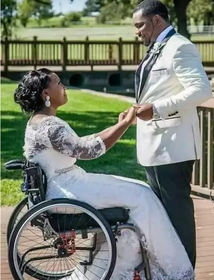True Love Still Exist; See Some Photos Of Some Couples That Shows Love Is Not About Physical Appearances.