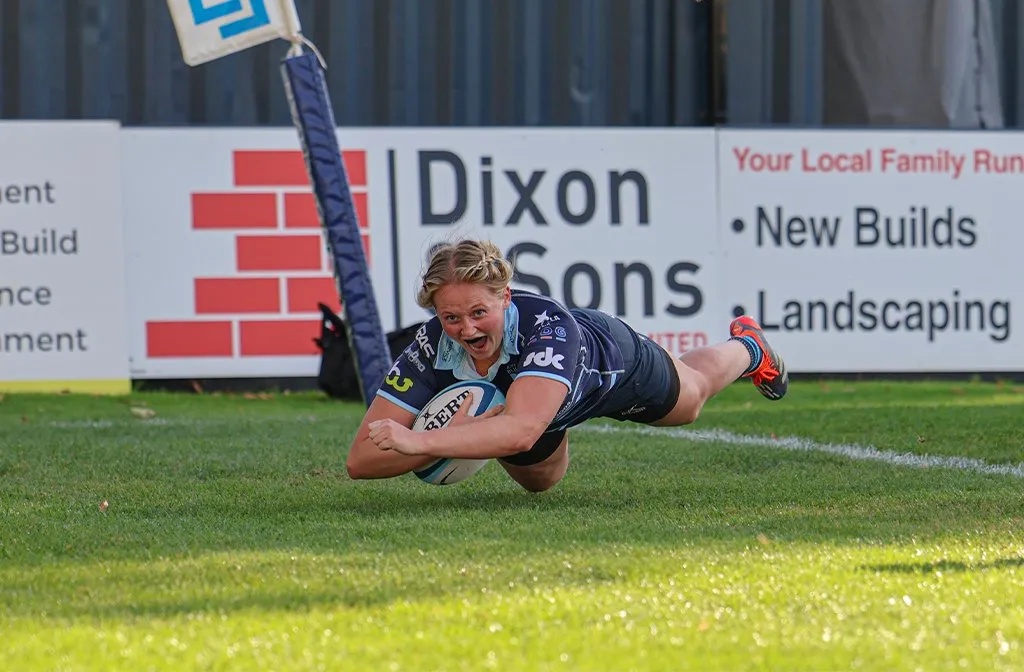 Alivia Usher-Harris scoring a try against Birmingham Moseley Women (11 October 2026). Image: Grimbo Photography.