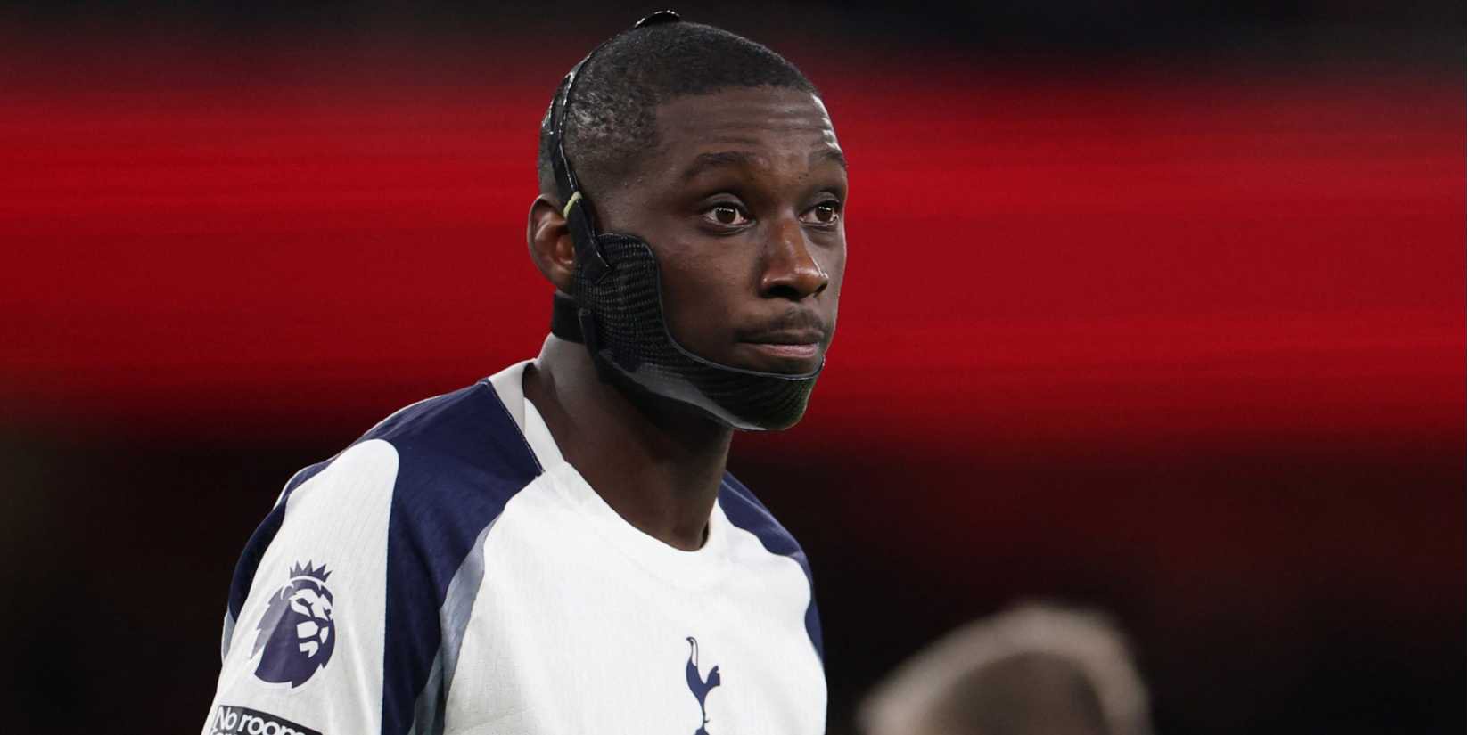Tottenham Hotspur's Randal Kolo Muani wearing a protective face mask