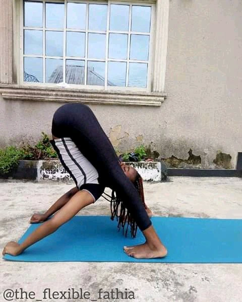 Really Create Like This? This Lady Flexible There’s Bone Body (See Photos)