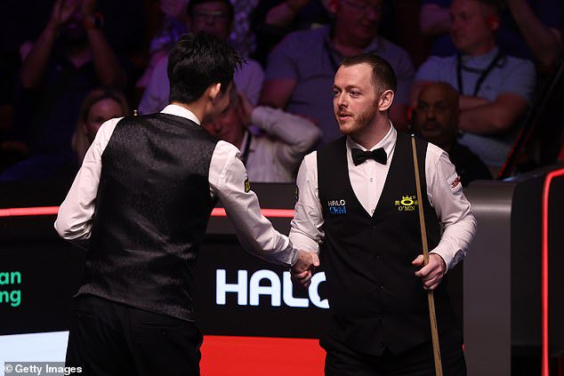 Allen played his first match since losing the World Championship semi-final to Wu Yize back in May