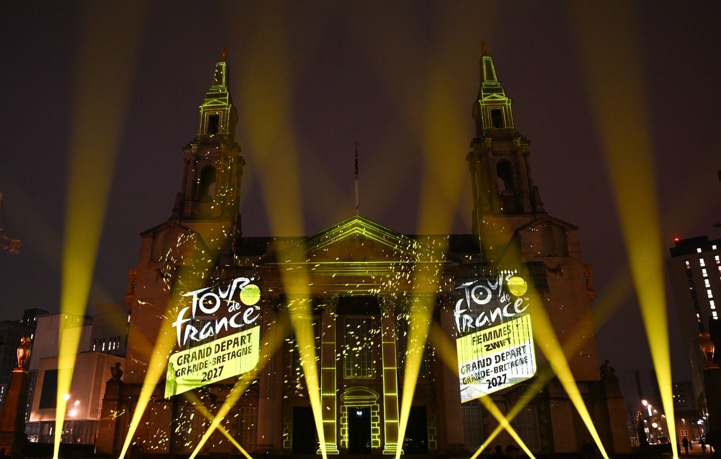 Le Grand départ du Tour de France 2027 aura lieu à Edimbourg, et les trois premières étapes de la course traverseront la Grande-Bretagne en traversant l'Ecosse, l'Angleterre puis le pays de Galles