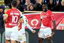 Monaco's French midfielder #19 Youssouf Fofana (R) celebrates with teammates after scoring his team's first goal during the French L1 football matc...