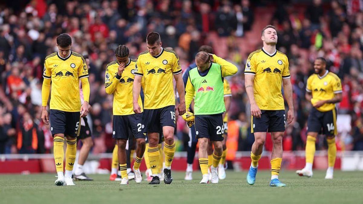 Leeds players dejected against Arsenal